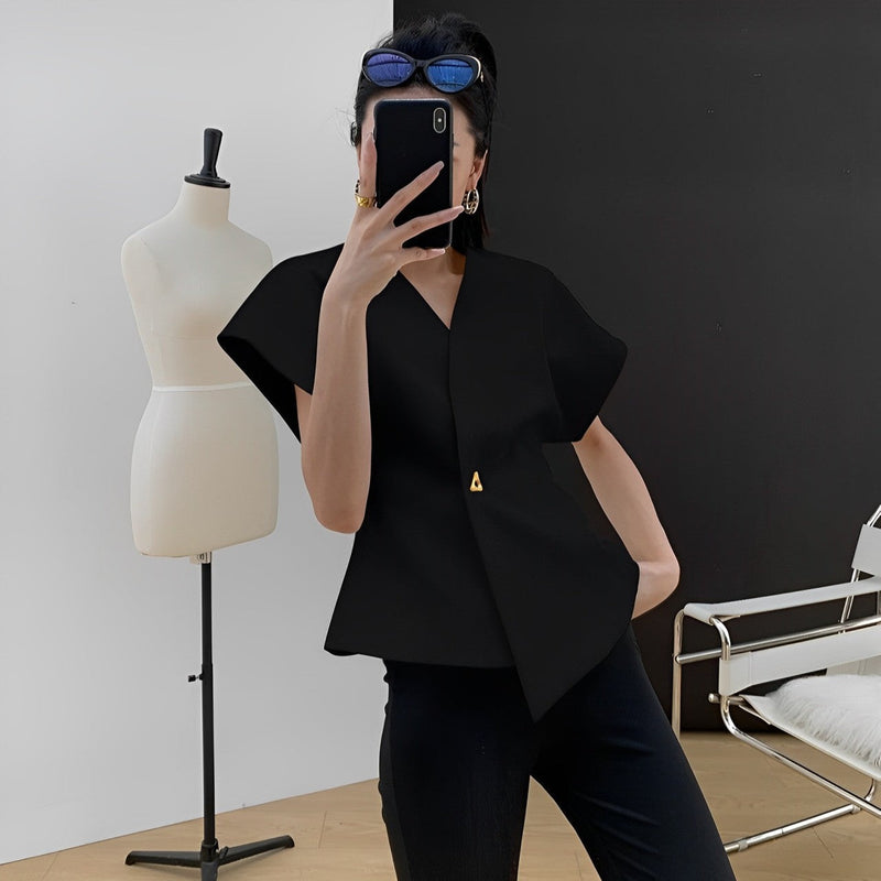 Polished Top with an Effortless Classic Look