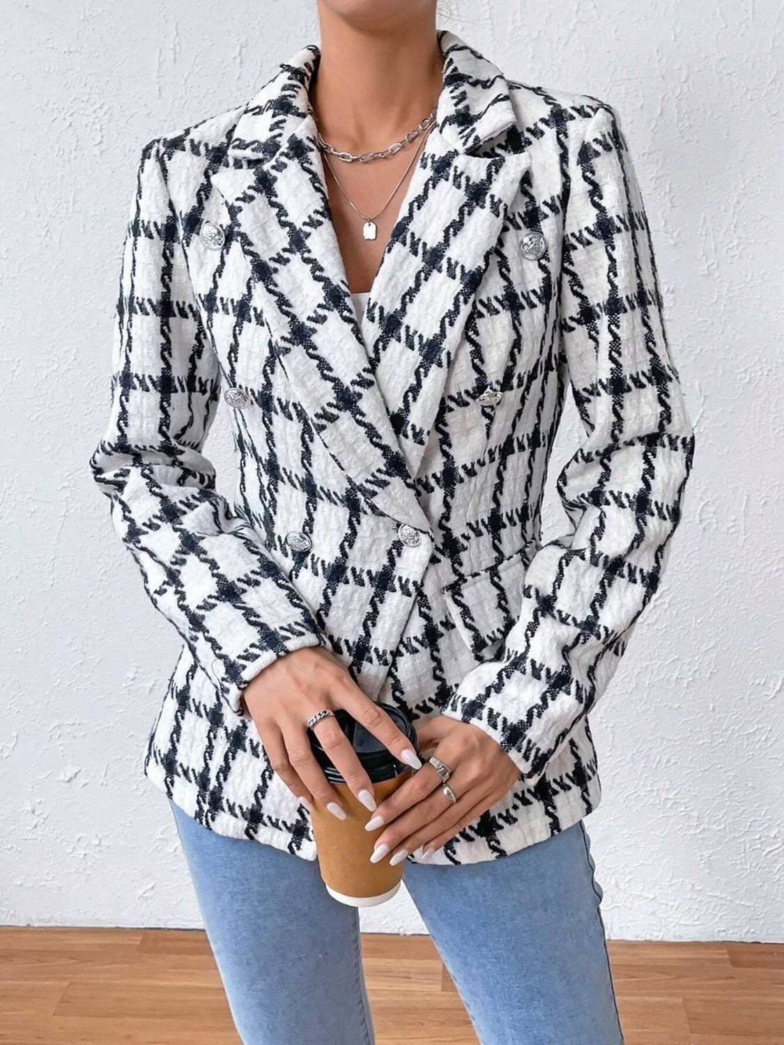 Beautifully Finished Garment in a Timeless Design
