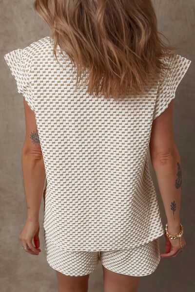 Classic Vintage Top with a Flattering Fit