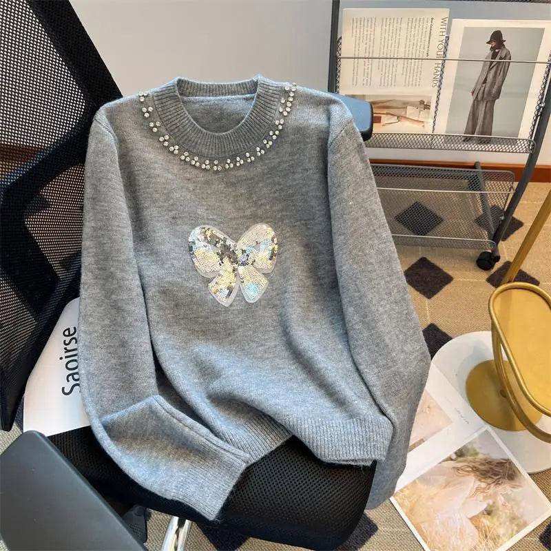 Kauniisti valmistettu Villapaita