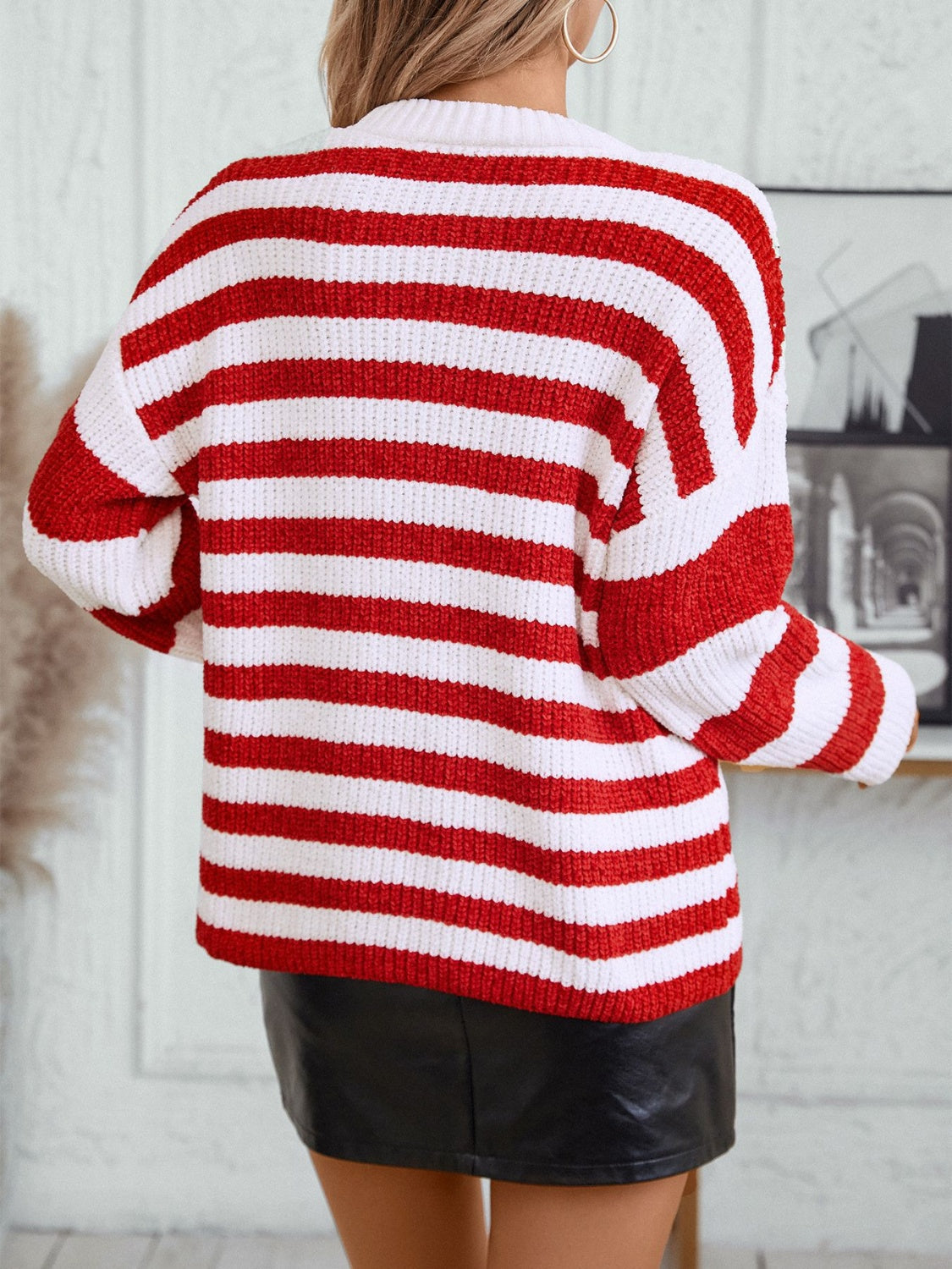 Beautifully Finished Sweater in a Timeless Design