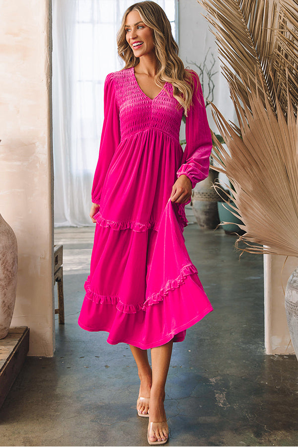Well Tailored Dress with a Graceful Silhouette