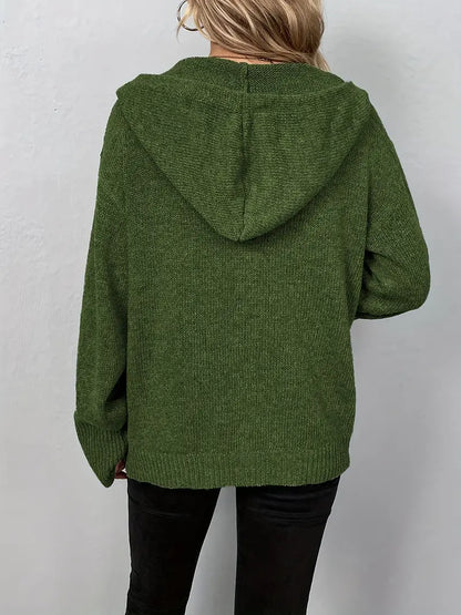 Effortlessly Elegant Cardigan with a Timeless Design