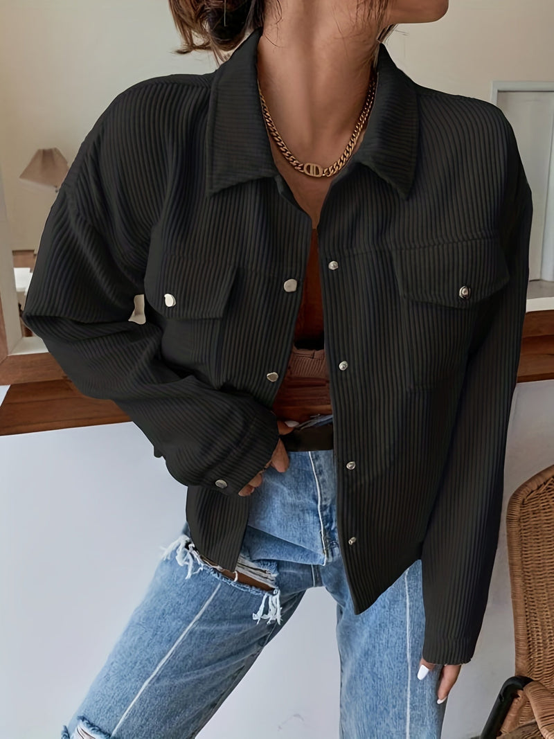 Well Tailored Jacket with a Graceful Silhouette