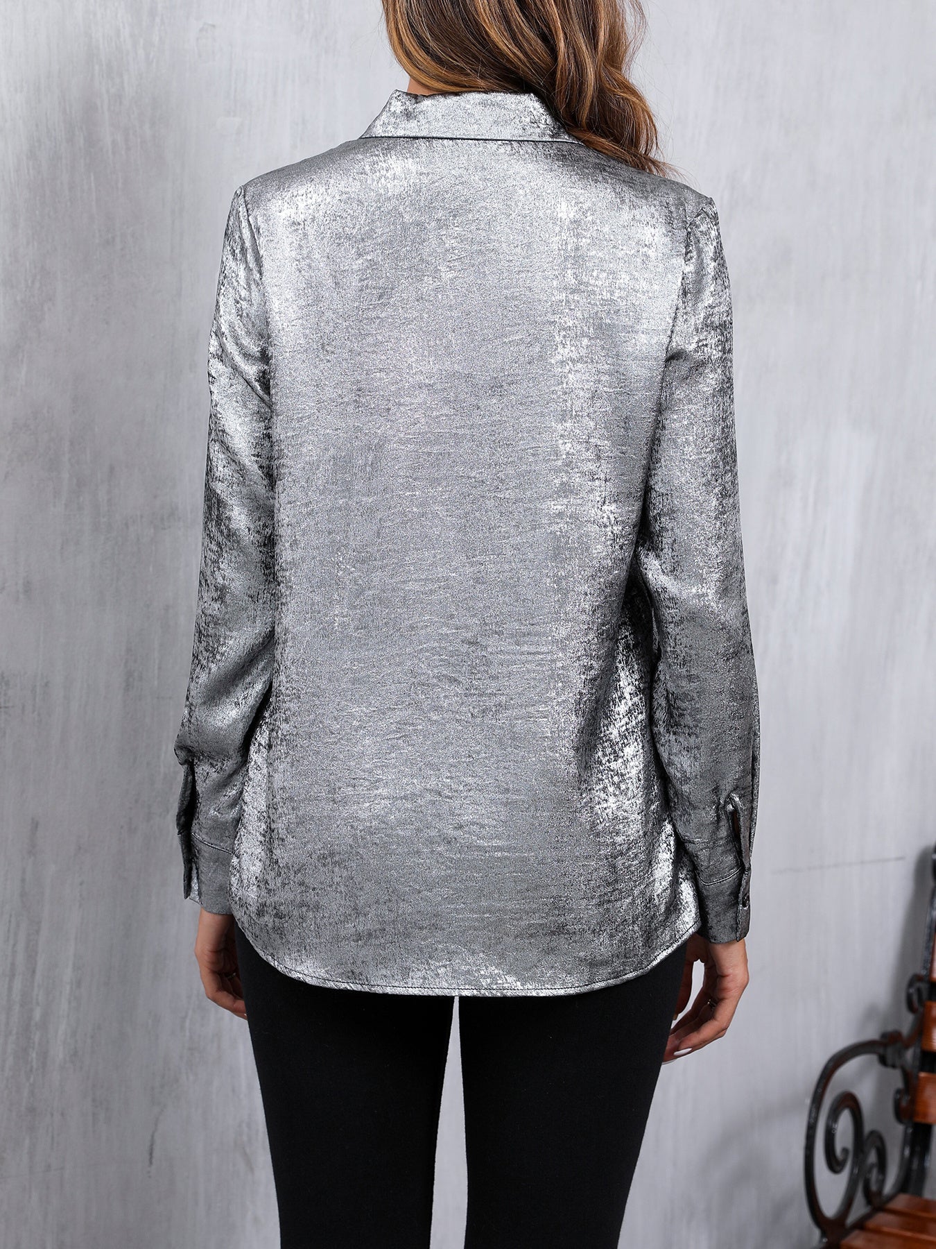Beautifully Finished Blouse in a Timeless Design