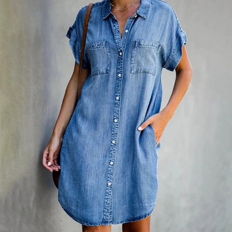 Beautifully Finished Dress in a Timeless Design