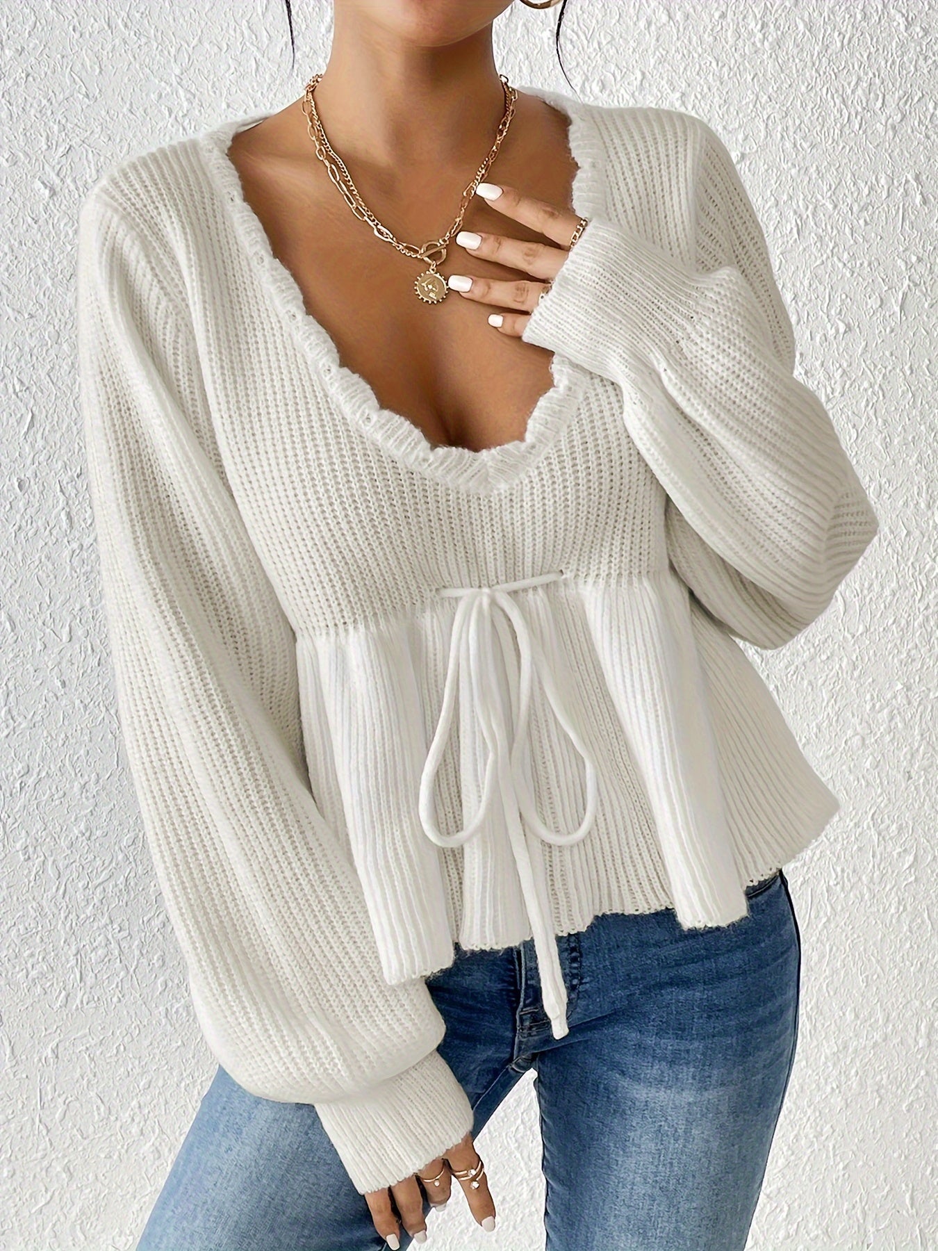 Ivonne® | Women's sweater with drawstring and ruffles on the hem