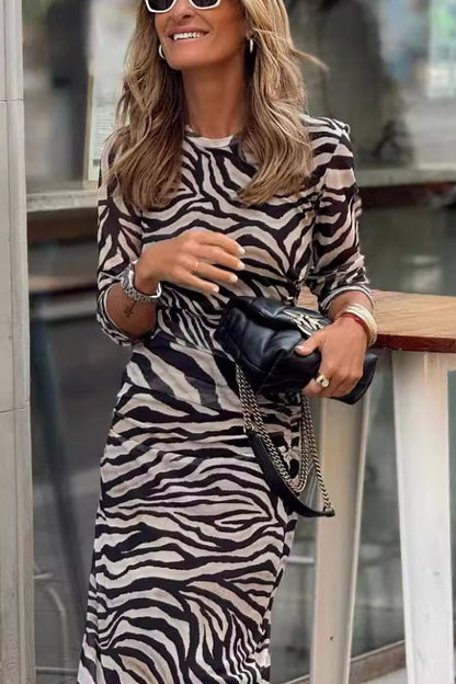 Beautifully Crafted Dress in a Classic Style