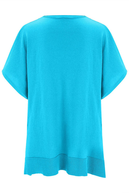 Effortlessly Elegant Top with a Timeless Design