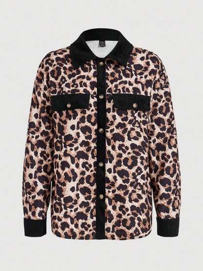 Sophisticated Blouse with a Clean Classic Look