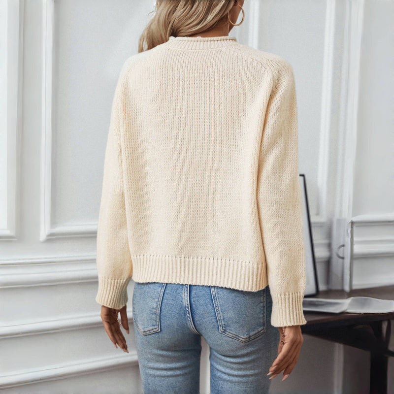 Well Tailored Sweater with a Graceful Silhouette