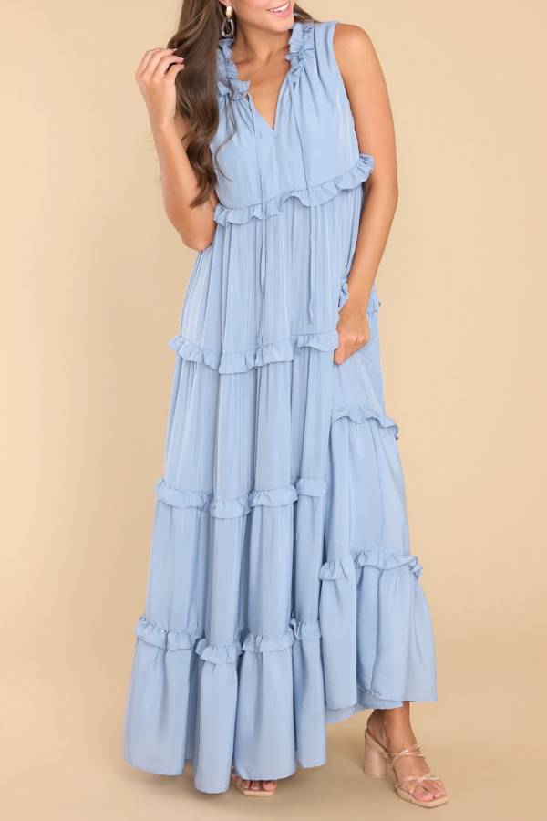 Well Tailored Dress with a Graceful Silhouette