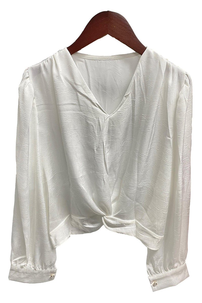 Elegantly Styled Blouse for Everyday Wear