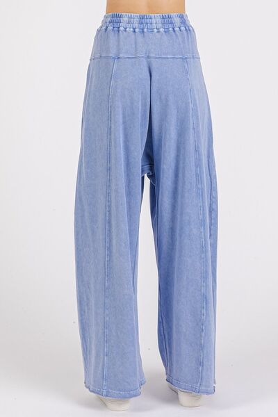 Polished Trousers with an Effortless Classic Look