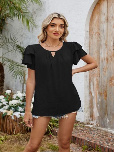Gracefully Styled Blouse for Any Occasion