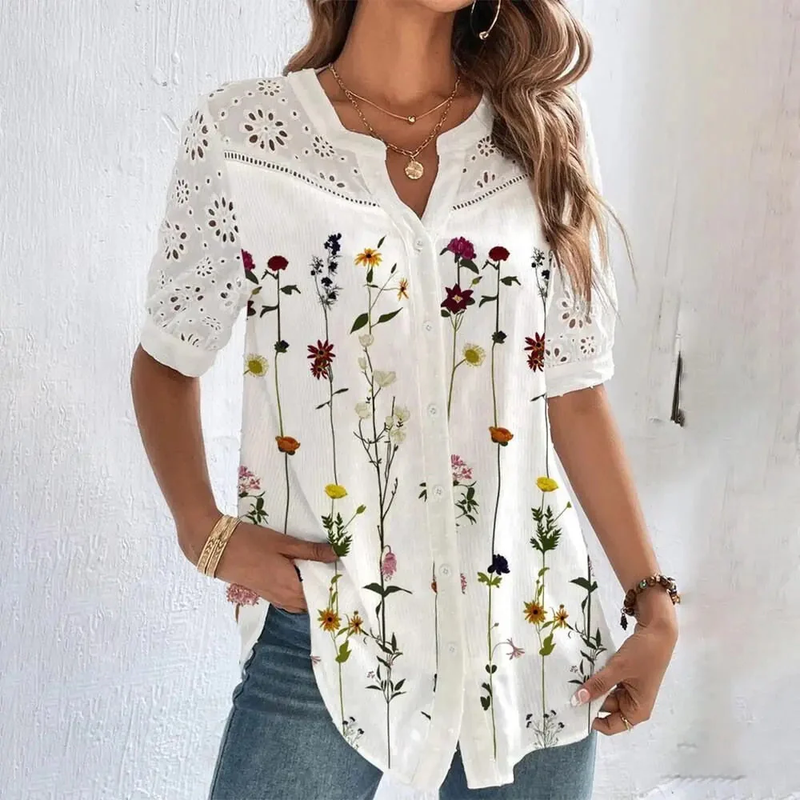 Classic Vintage & Enduringly Stylish Blouse