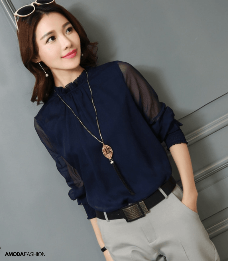 Classic Vintage Blouse with a Flattering Fit