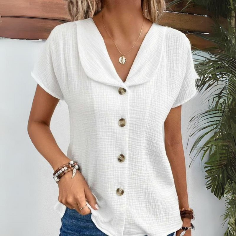 Gracefully Styled Blouse for Any Occasion