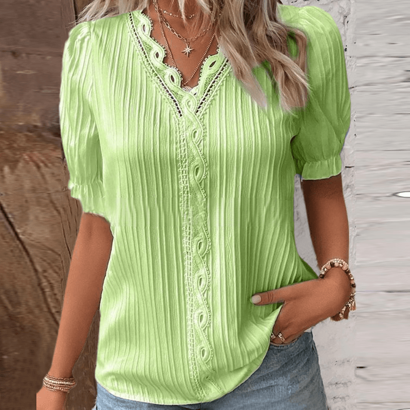 Beautifully Crafted Blouse in a Classic Style