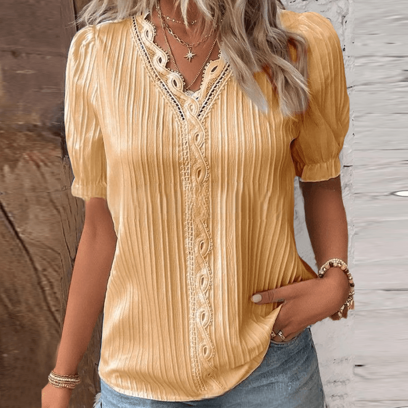 Beautifully Crafted Blouse in a Classic Style