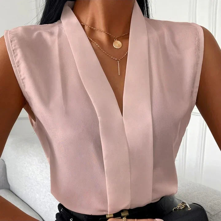 Polished Blouse with an Effortless Classic Look