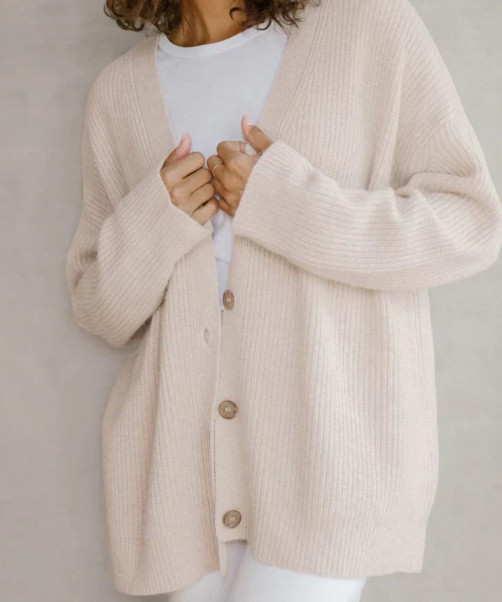 Classic Vintage & Enduringly Stylish Cardigan