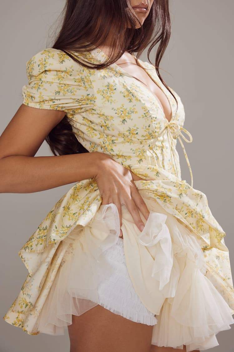 Beautifully Crafted Dress in a Classic Style