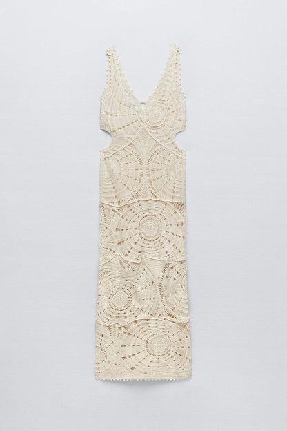 Elegantly Styled Dress for Everyday Wear
