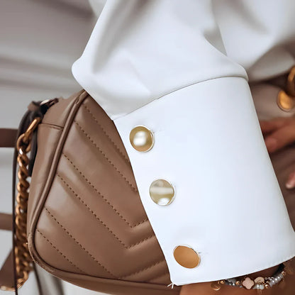 Well Tailored Blouse with a Graceful Silhouette