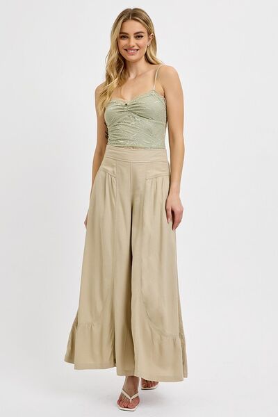 Beautifully Finished Trousers in a Timeless Design