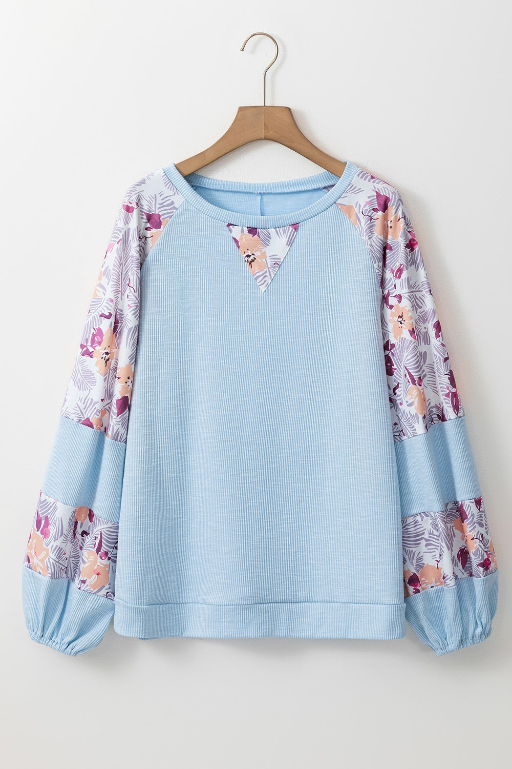 Classic Vintage Shirt with a Flattering Fit