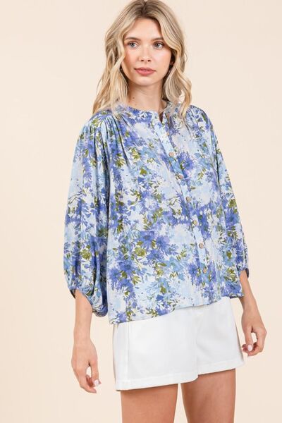 Classic Vintage Blouse with a Flattering Fit