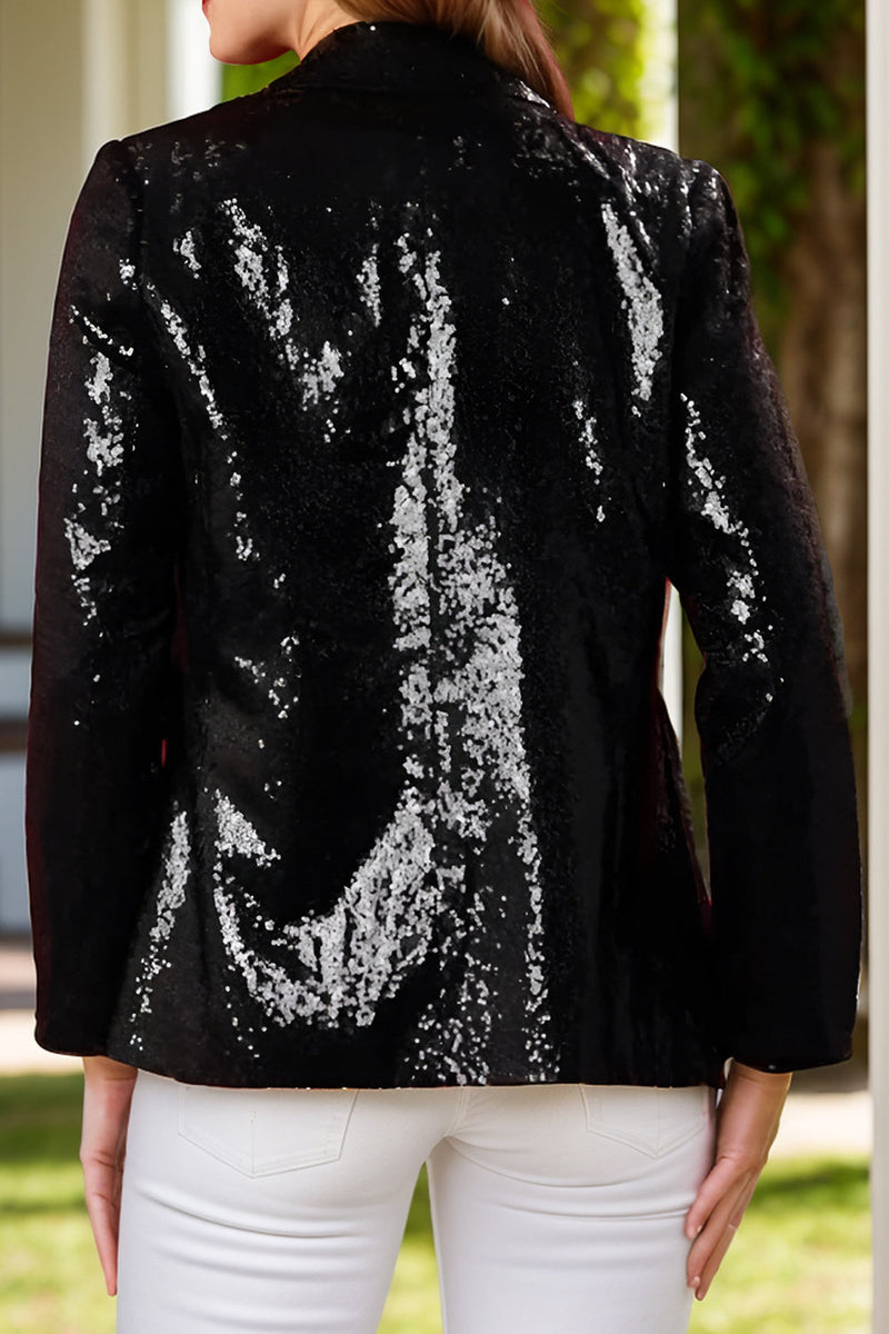 Effortlessly Elegant Garment with a Timeless Design
