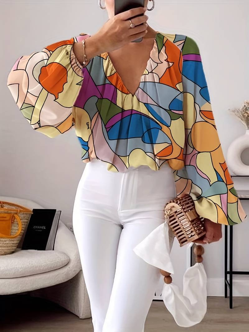 Effortlessly Elegant Blouse with a Timeless Design
