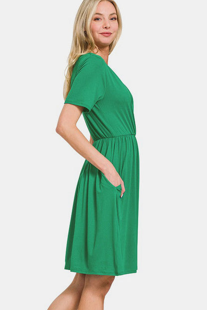 Classic Vintage Dress with a Flattering Fit