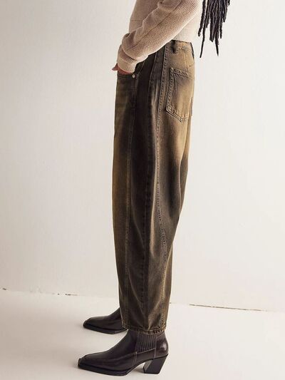 Gracefully Styled Garment for Any Occasion