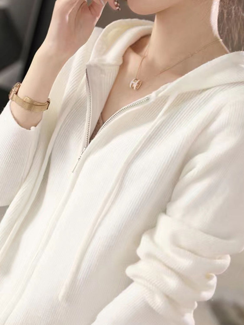 Classic Ring with Timeless Appeal