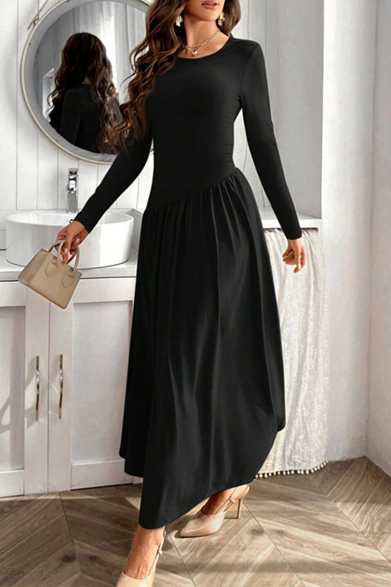 Gracefully Styled Dress for Any Occasion