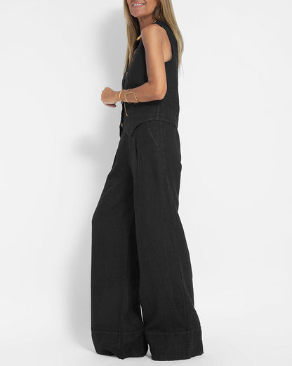 A Vintage Style Trousers with Delicate Timeless Details