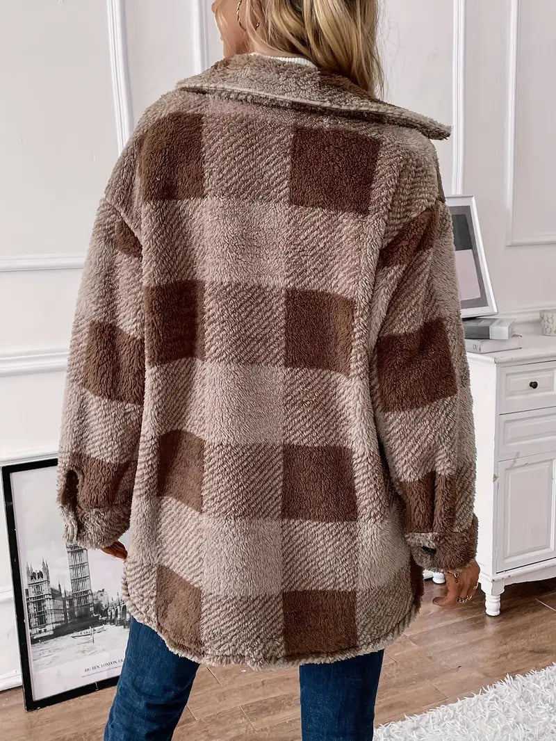 Classic Vintage & Enduringly Stylish Coat