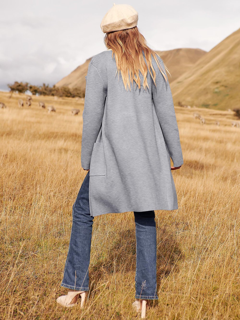 Well Tailored Jacket with a Graceful Silhouette