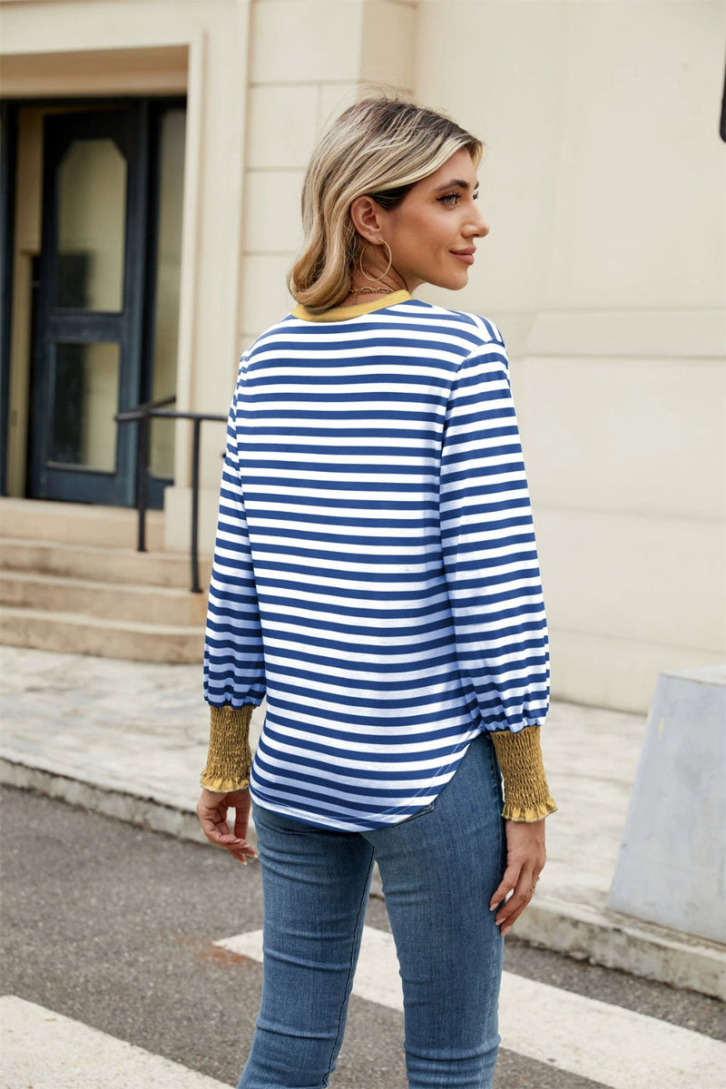 Effortlessly Elegant Top with a Timeless Design