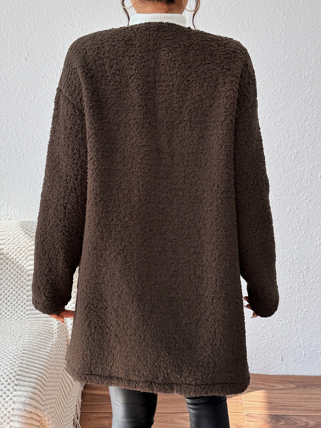 Effortlessly Elegant Coat with a Timeless Design