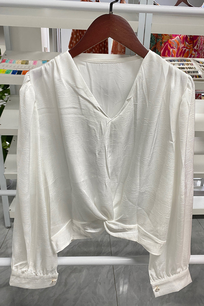 Elegantly Styled Blouse for Everyday Wear