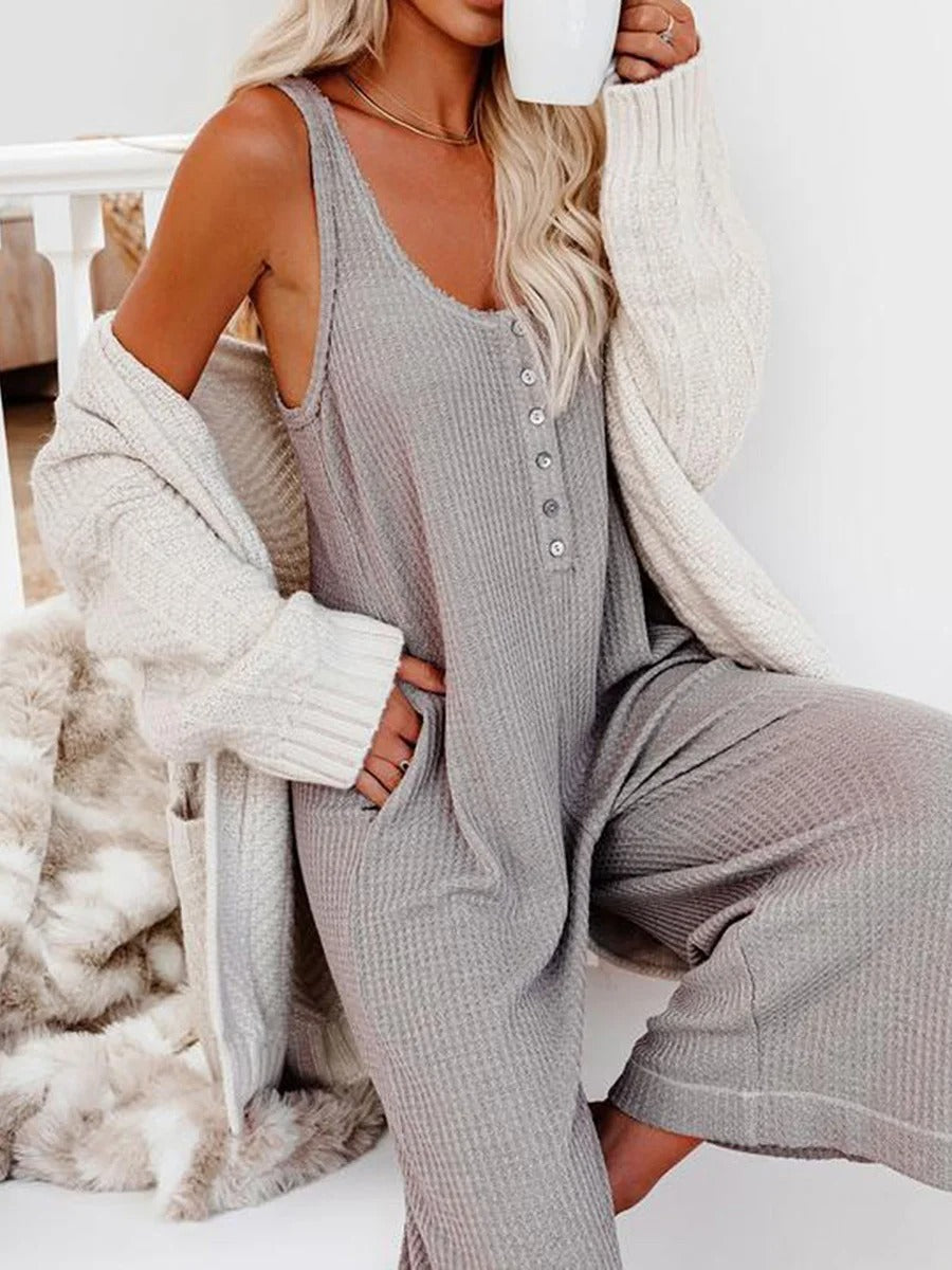 Sophisticated Garment with a Clean Classic Look