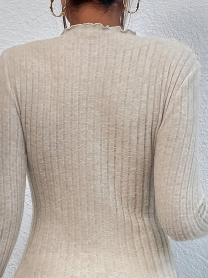 Well Tailored Shirt with a Graceful Silhouette