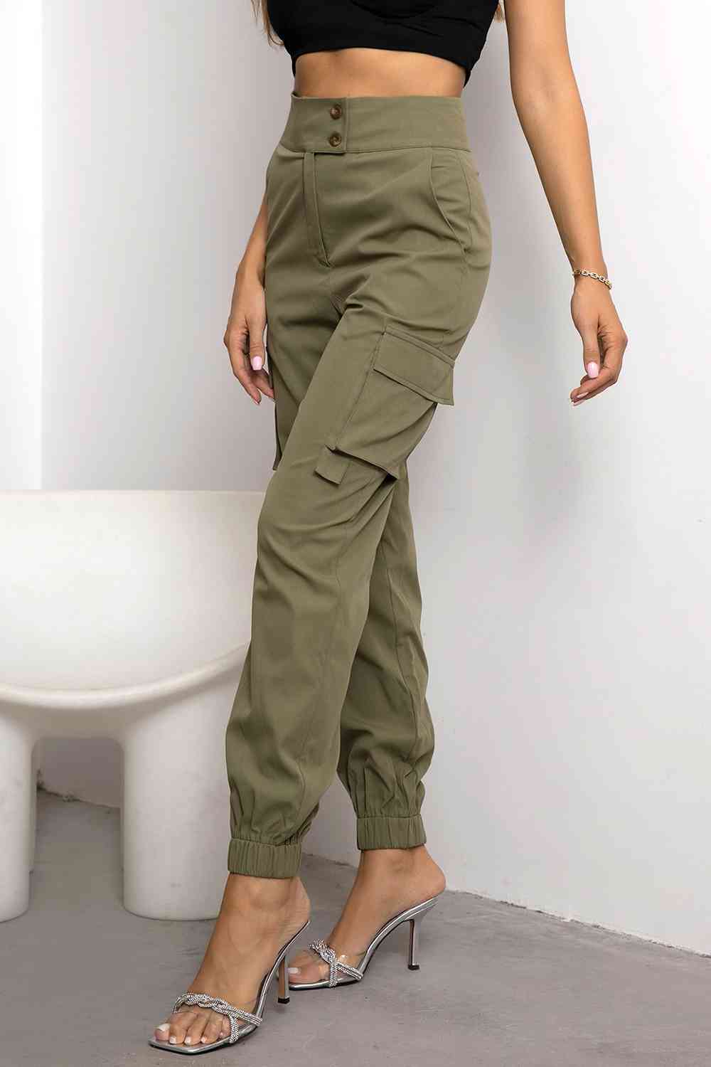 Elegantly Styled Pants for Everyday Wear
