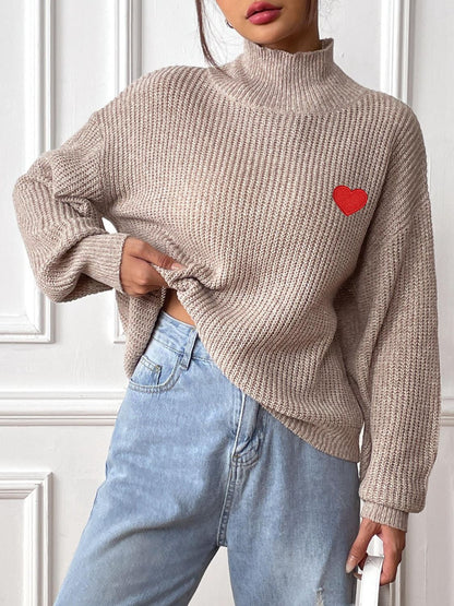 Effortlessly Elegant Sweater with a Timeless Design