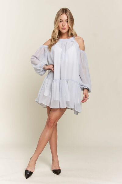 Gracefully Styled Dress for Any Occasion