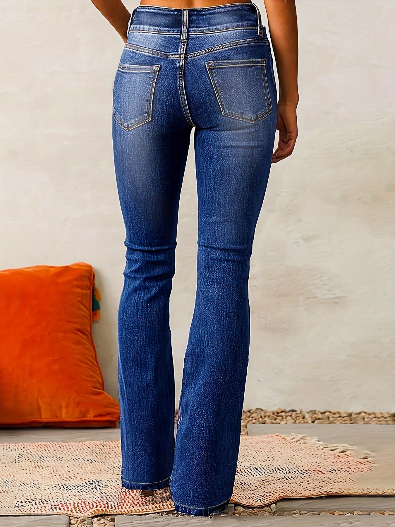 Well Tailored Garment with a Graceful Silhouette